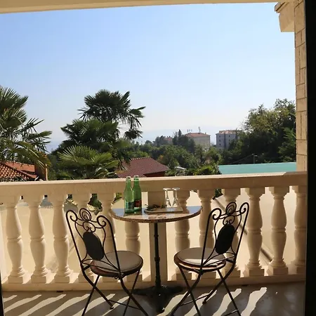 Ana Bed & Breakfast Lovran
